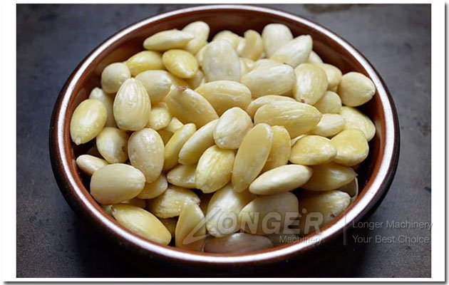 Why Should You Blanch Almonds.jpg